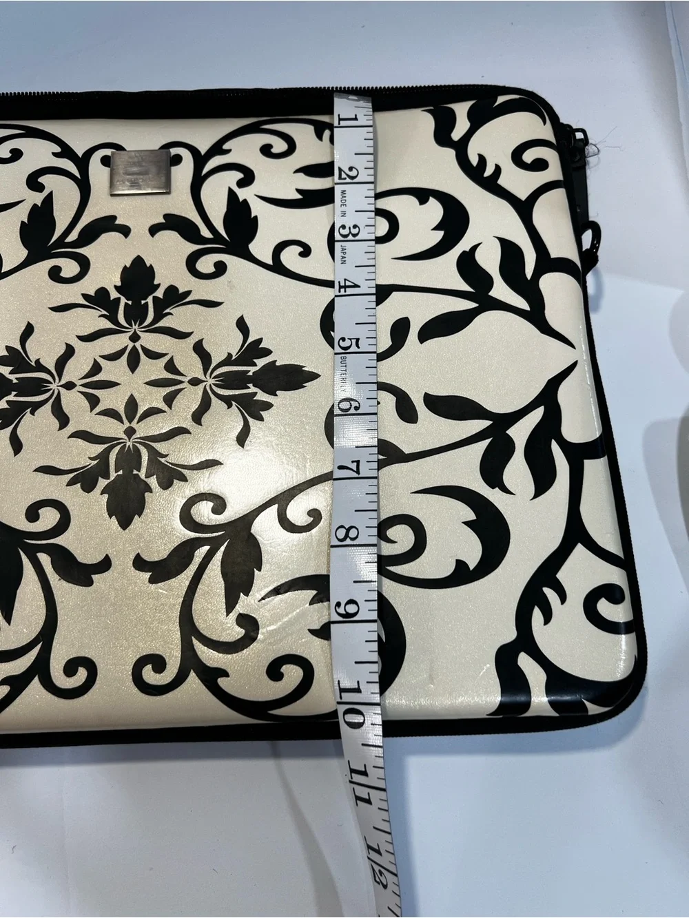 ACME SAN FRANCISCO Black and Cream Floral Laptop Sleeve